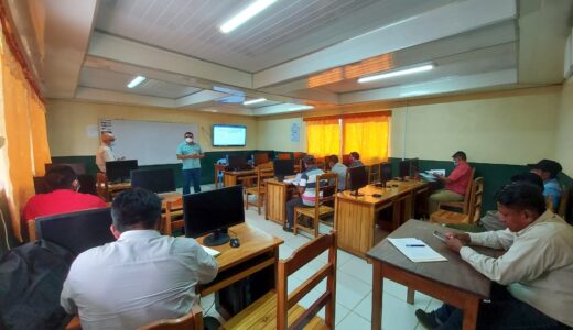 La reunión entre representantes de las Comunidades Mayangnas del Territorio Indígena Mayangna Arungka Matumbak y de MLR Forestal se se realizó en el Auditorio de la Universidad URACCAN en el Municipio de Rosita (RACCN)